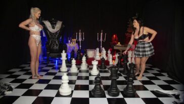 meg turney danielle denicola chess strip onlyfans video leaked ewkbqa 364x205 1