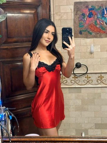 andrea botez sexy nightgown lingerie set leaked kjwbbg