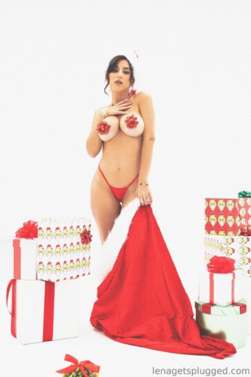 lena the plug nude xmas onlyfans set leaked vpucog