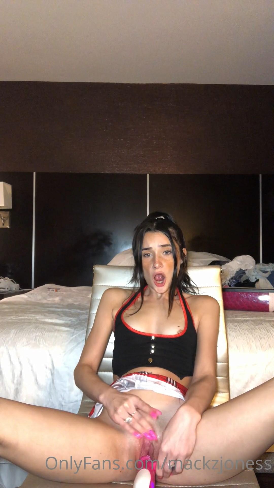 mackenzie jones nude skirt vibrator masturbation onlyfans video leaked adbkqk