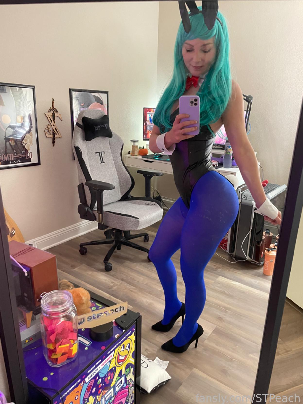 stpeach slutty bunny cosplay fansly set leaked