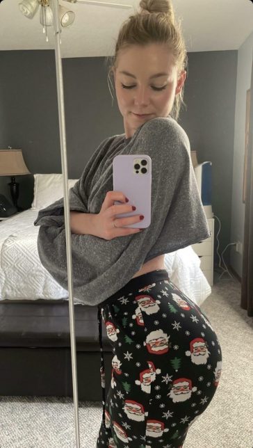 stpeach ass leggings fansly video leaked hflukl 579x1024 1