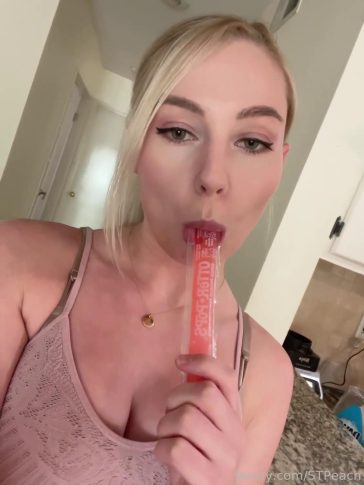 stpeach popsicle sucking fansly video leaked xozyyc