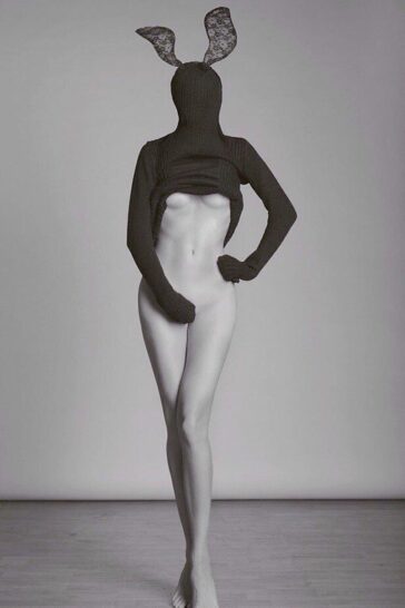 kendall jenner nude easter bunny photoshoot set leaked hbneqc
